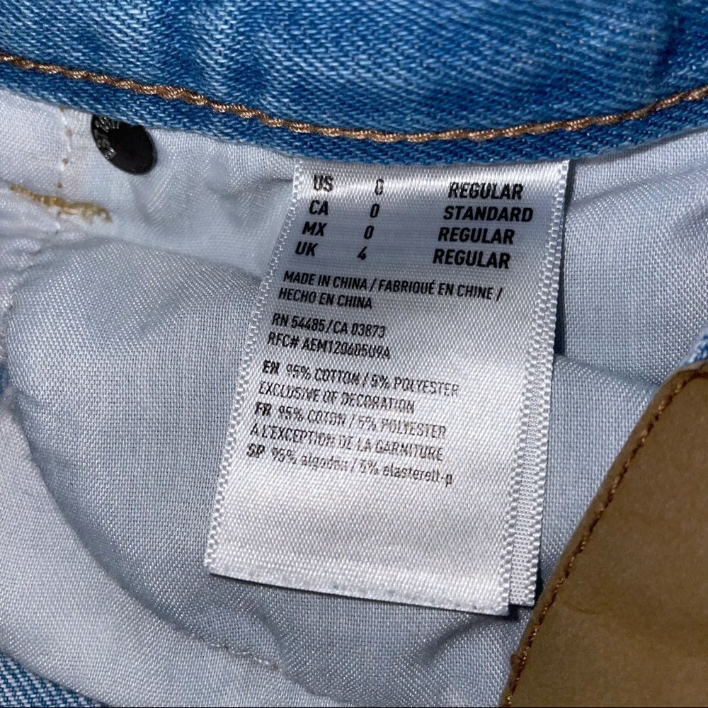 Distressed  American Eagle jeans size 0 - Picture 9 of 11